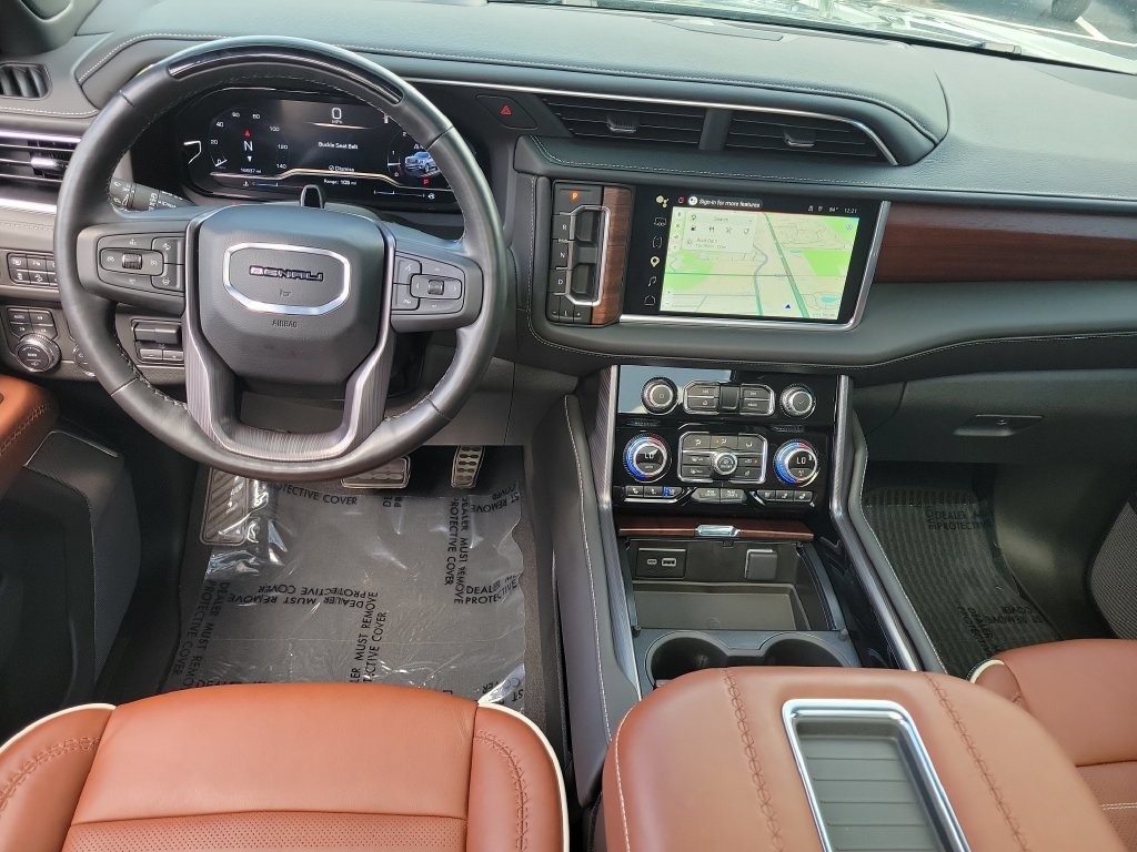 Used 2024 GMC Yukon Denali Ultimate AWD/4WD image 28
