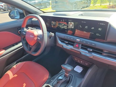 New 2026 Kia K4 GT-Line FWD image 8