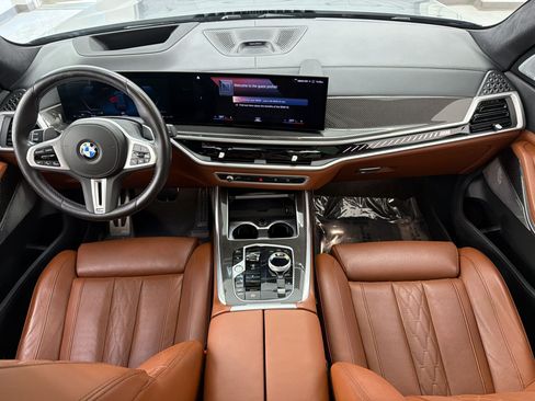 Used 2023 BMW X7 M60i w/ Executive Package AWD/4WD image 16