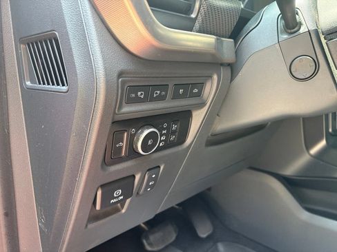 Used 2023 Ford F150 Raptor w/ Raptor 37 Performance Package AWD/4WD image 37