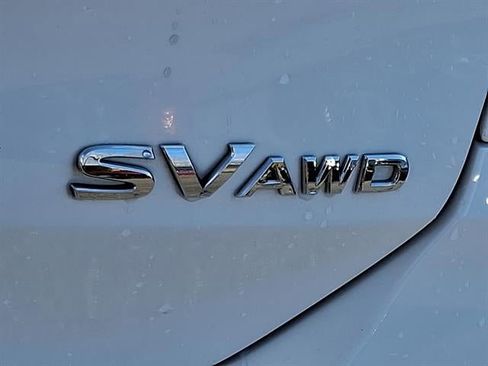 Used 2017 Nissan Rogue SV image 30