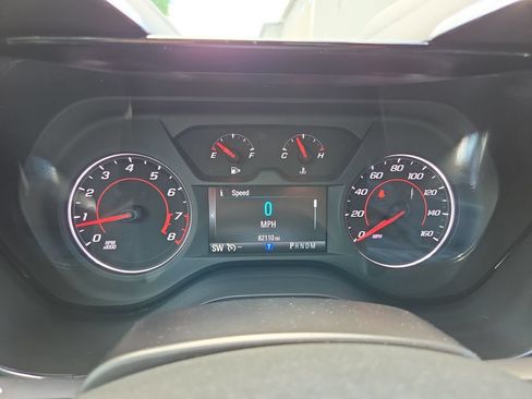 Used 2018 Chevrolet Camaro LT RWD image 26