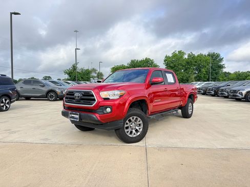 Used 2019 Toyota Tacoma SR5 RWD image 10