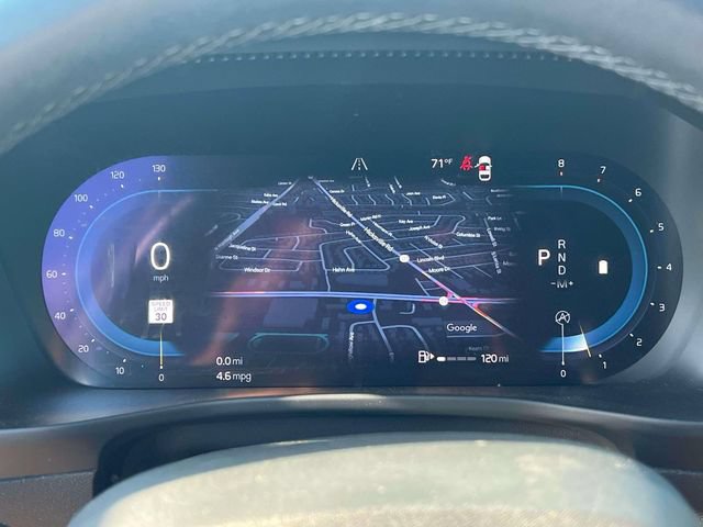 Used 2023 Volvo XC40 B5 Core AWD/4WD image 31