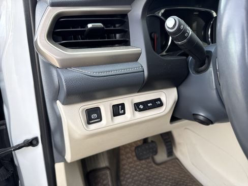 Used 2020 GMC Acadia Denali w/ Denali Ultimate Package image 16