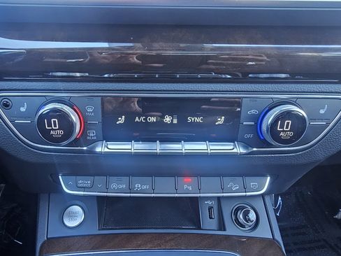 Used 2018 Audi Q5 2.0T Premium Plus w/ Premium Plus Package image 31