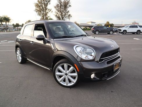 Used 2015 MINI Cooper Countryman S image 4