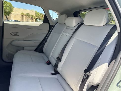 Used 2025 Hyundai Kona SE FWD image 22