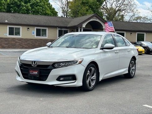 Used 2018 Honda Accord EX image 1
