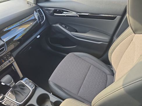 New 2026 Kia Seltos S FWD image 15