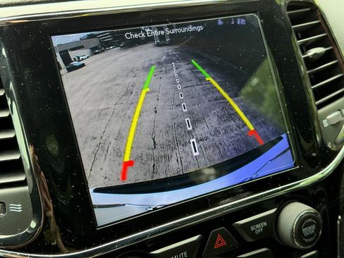 Used 2019 Jeep Grand Cherokee Altitude AWD/4WD image 20