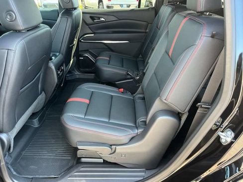 New 2026 Chevrolet Traverse RS FWD image 22
