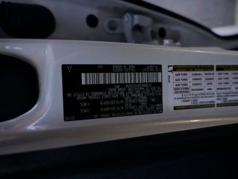 Used 2023 Lexus RX 350 Premium w/ Accessory Package AWD/4WD image 58