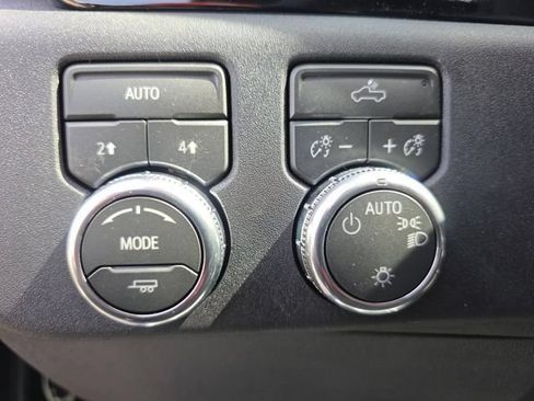 New 2026 GMC Sierra 1500 SLE AWD/4WD image 28