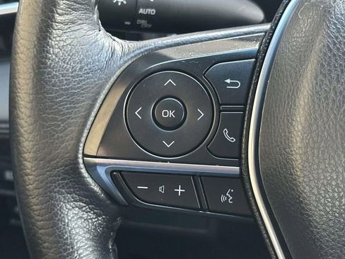 Used 2022 Toyota Avalon XLE image 23