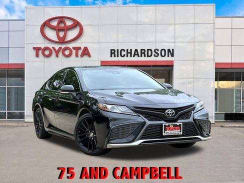 Used 2023 Toyota Camry XSE FWD image 1