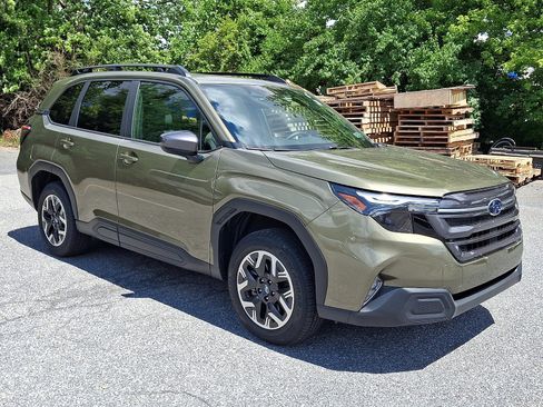 Certified 2026 Subaru Forester Premium AWD/4WD image 3