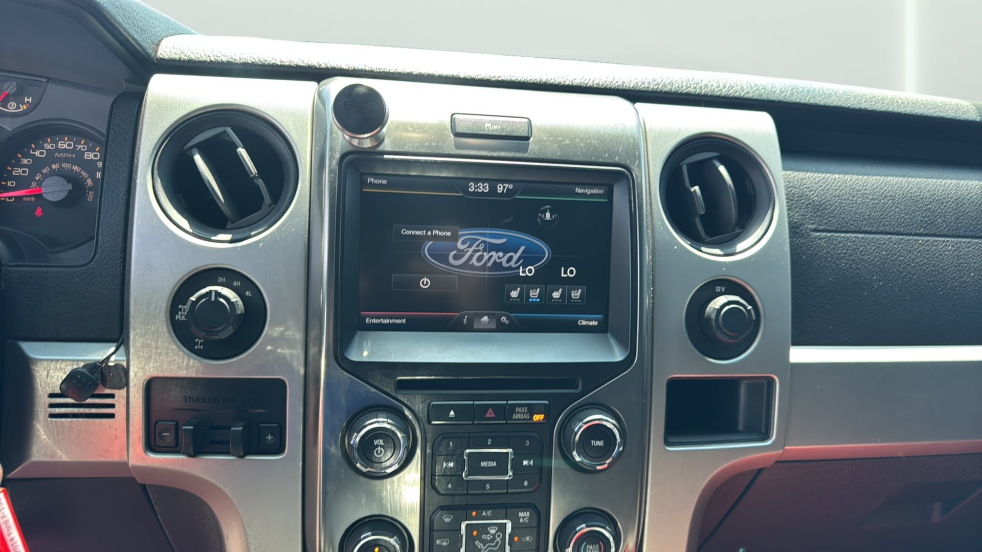Used 2014 Ford F150 Raptor w/ Equipment Group 801A Luxury AWD/4WD image 22