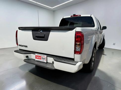 Used 2019 Nissan Frontier S RWD image 3