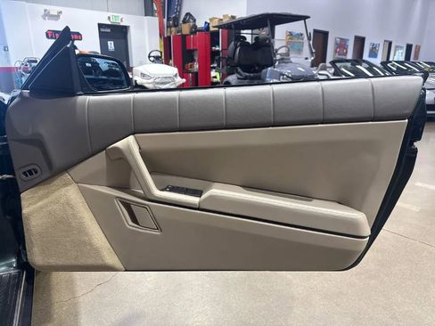 Used 1993 Cadillac Allante image 37