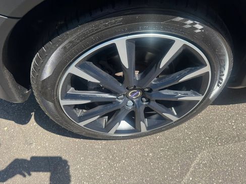 Used 2017 Volvo V60 T5 Cross Country Platinum AWD/4WD image 12