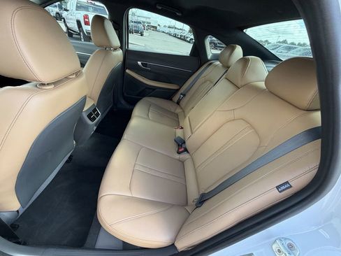 Used 2021 Hyundai Sonata Limited FWD image 17