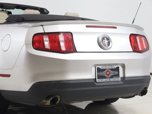 Used 2011 Ford Mustang Premium w/ 201A Rapid Spec Order Code RWD image 20
