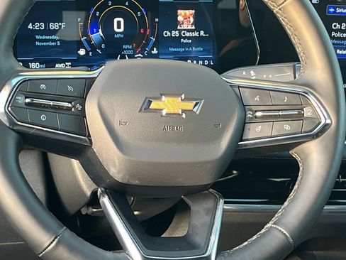 Used 2025 Chevrolet Equinox LT image 28