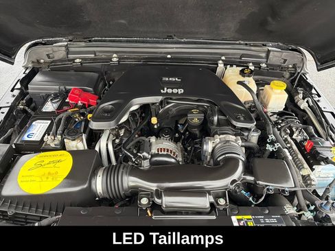 Used 2020 Jeep Gladiator Rubicon w/ Dual Top Group image 35