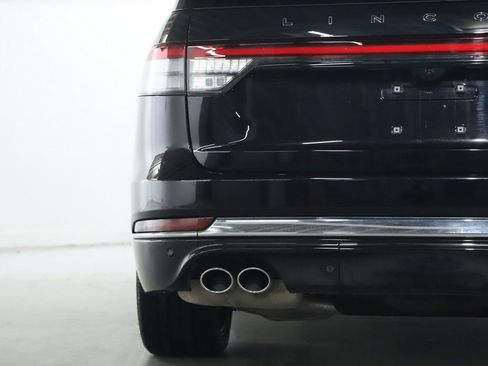 Certified 2025 Lincoln Aviator Black Label image 53