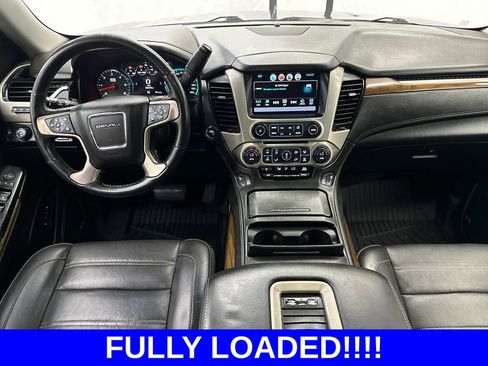 Used 2020 GMC Yukon XL Denali w/ Denali Premium Package RWD image 27