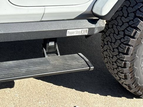 Used 2024 Jeep Wrangler Unlimited Rubicon 392 image 15