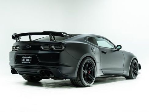 Used 2019 Chevrolet Camaro ZL1 image 12