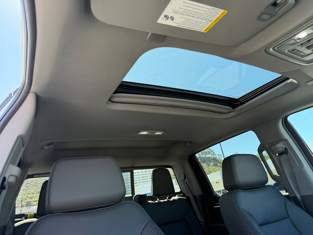 Used 2026 Chevrolet Silverado 1500 LT Trail Boss w/ LT Trail Boss Premium Package AWD/4WD image 17