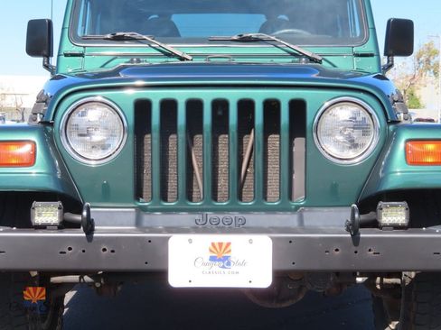 Used 1999 Jeep Wrangler Sahara image 40