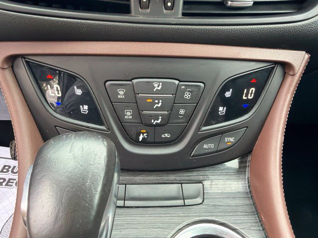 Used 2017 Buick Envision Premium w/ Driver Confidence Package AWD/4WD image 20