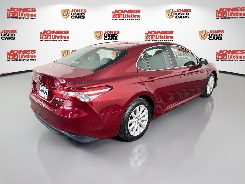 Certified 2018 Toyota Camry LE FWD image 15