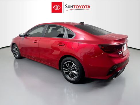 Used 2024 Kia Forte LXS image 6