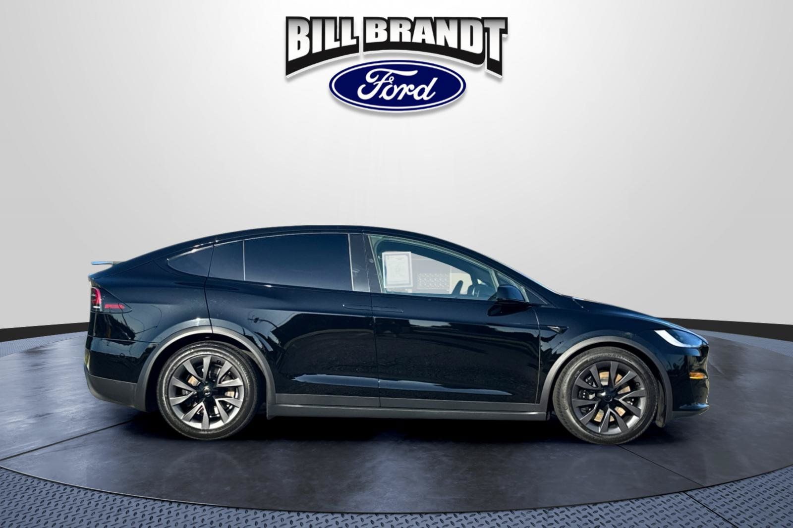 Used 2023 Tesla Model X AWD/4WD image 2