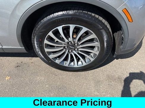 Used 2021 Lincoln Aviator Reserve w/ Elements Package Plus image 46