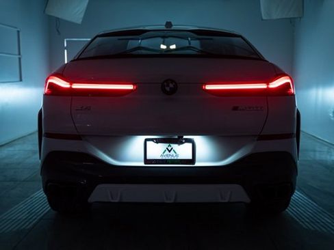 Used 2026 BMW X6 M60i image 40