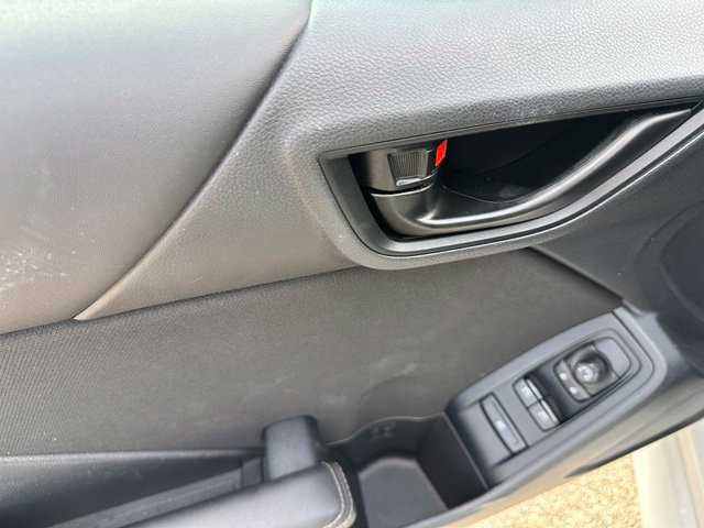 Used 2023 Toyota GR86 RWD image 12