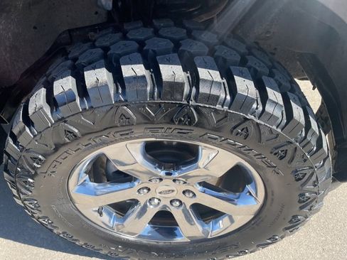 Used 2023 Ford F150 XLT w/ Trailer Tow Package image 11