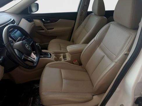 Used 2018 Nissan Rogue SL w/ Premium Package FWD image 19
