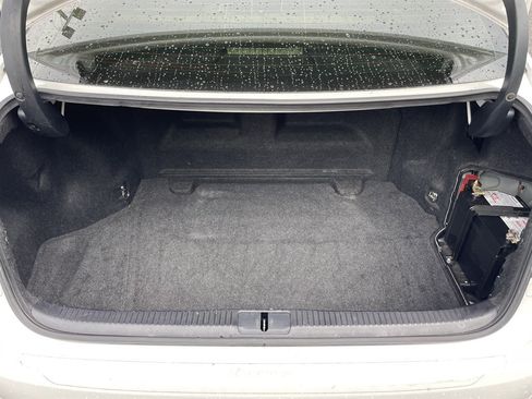 Used 2015 Lexus ES 300h w/ Navigation System Package FWD image 39