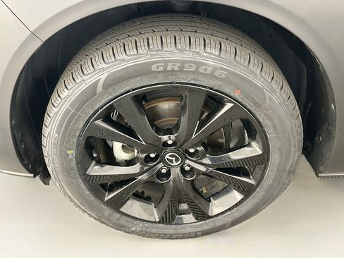 Used 2025 MAZDA CX-30 AWD 2.5 S w/ Preferred Package image 11
