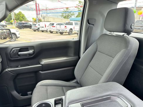 Used 2025 Chevrolet Silverado 1500 W/T RWD image 14
