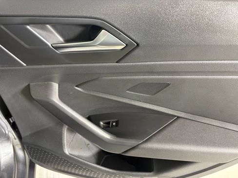 Used 2024 Volkswagen Jetta SE FWD image 15