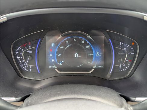 Used 2019 Hyundai Santa Fe SEL image 29