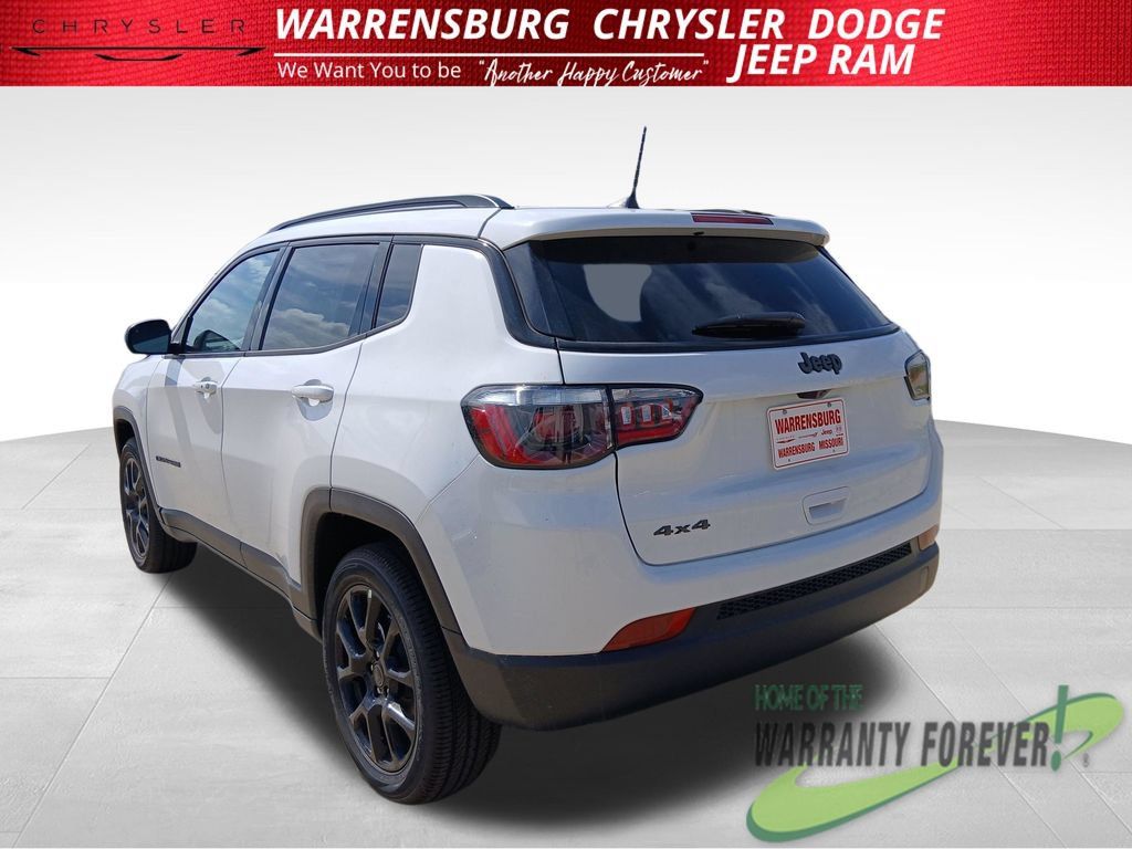 New 2026 Jeep Compass Latitude AWD/4WD image 6